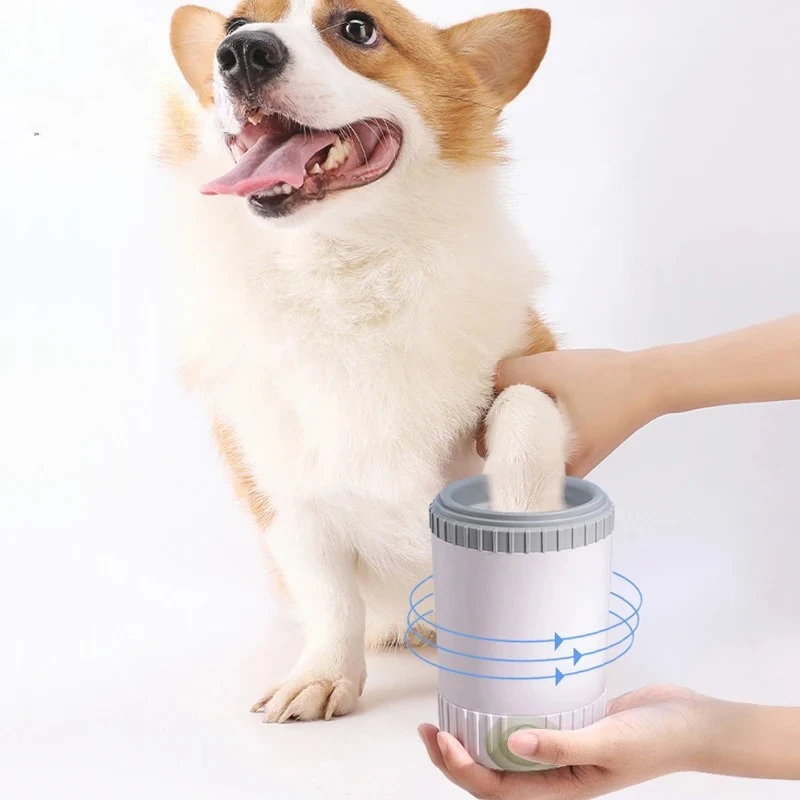 Dog Paw Cleaner - ペット犬用足洗いカップ ポータブル自動ソフトシリコンブラシ 小型犬・中型犬・子犬用足洗い器 クリーニング用品